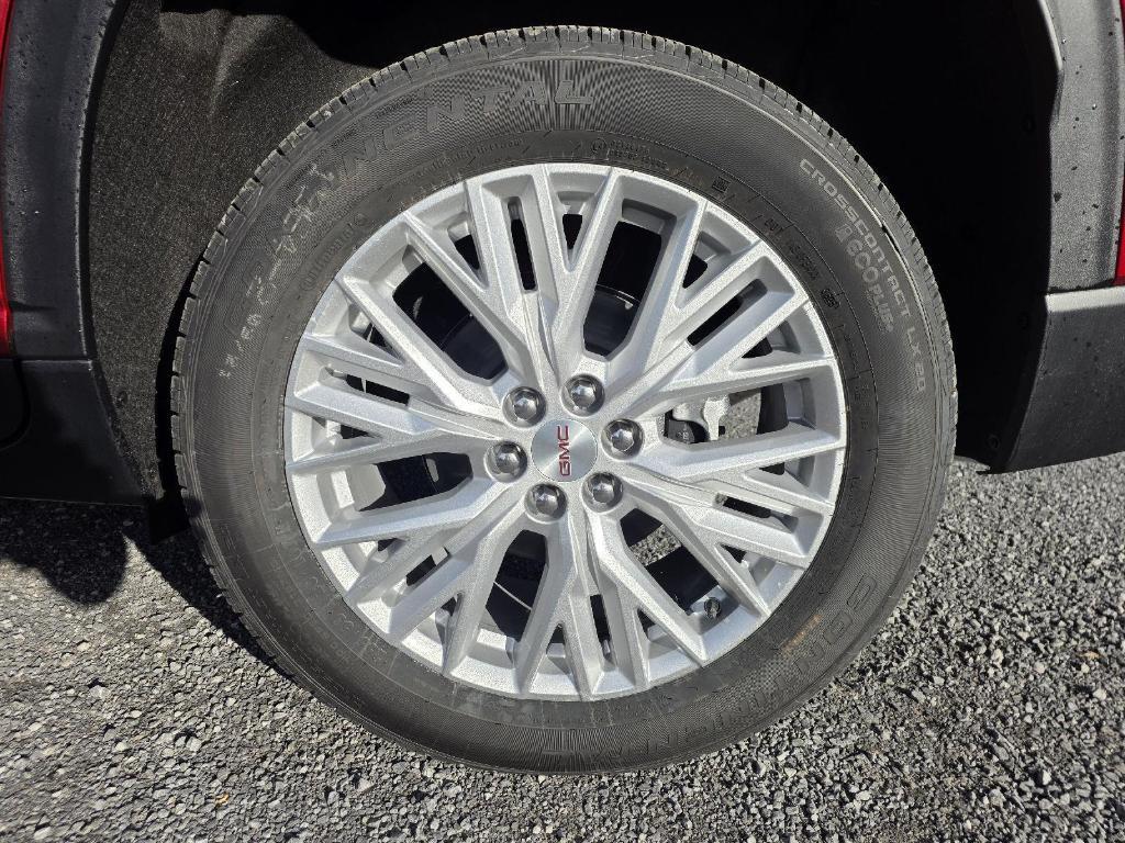 new 2026 GMC Acadia car, priced at $51,143