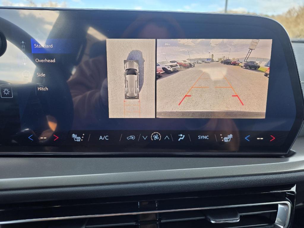 new 2026 Chevrolet Traverse car, priced at $52,189