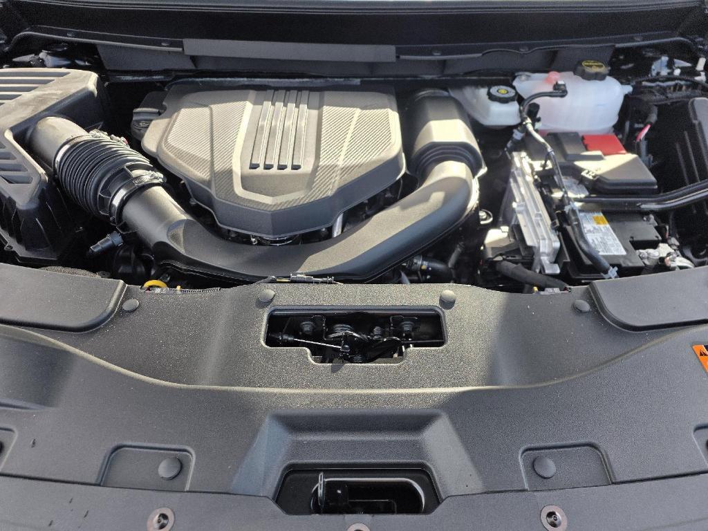 new 2026 Chevrolet Traverse car, priced at $52,189