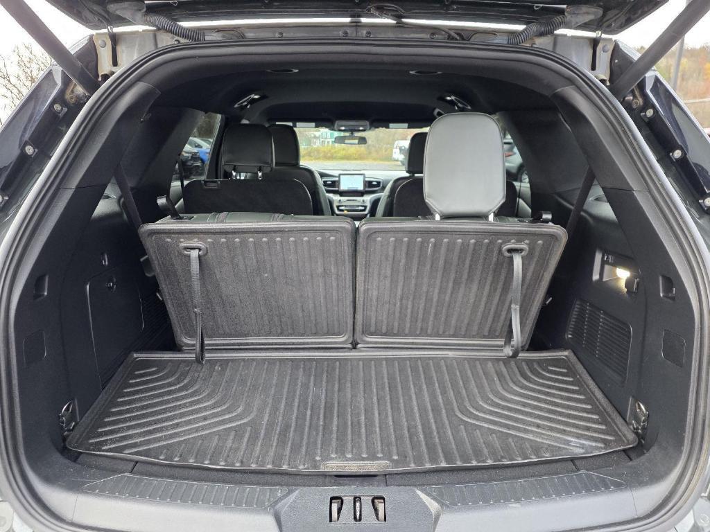 used 2022 Ford Explorer car, priced at $34,387