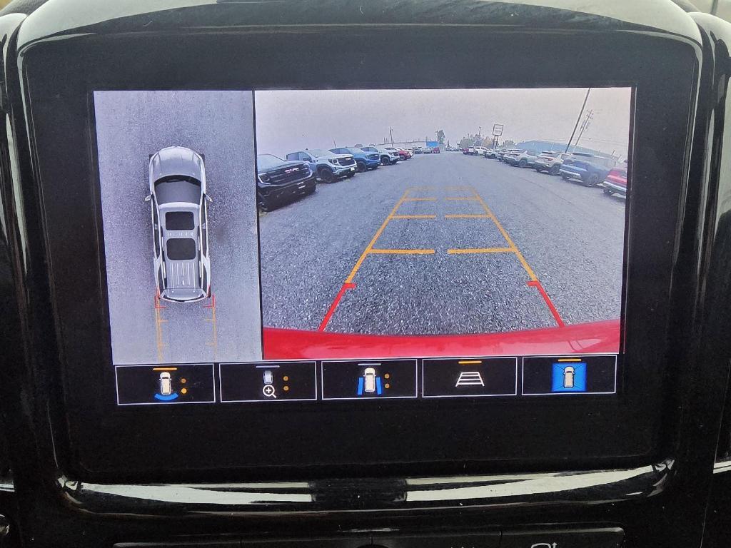 used 2023 Chevrolet Traverse car, priced at $35,900