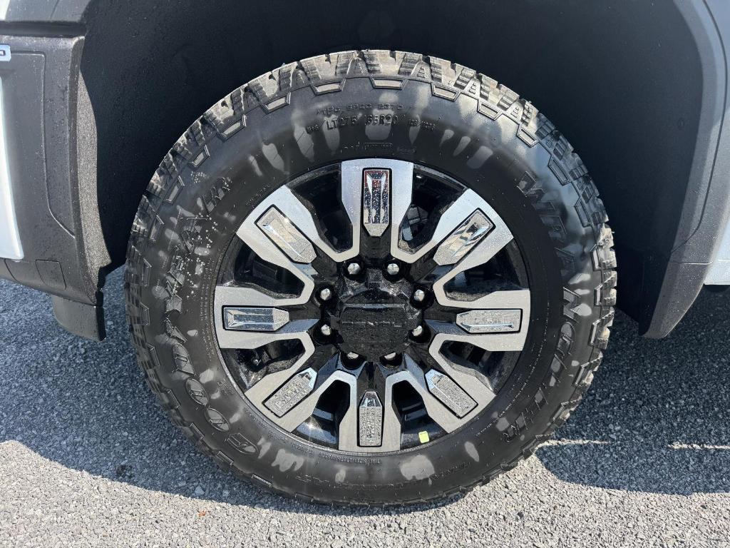 new 2025 GMC Sierra 2500 car, priced at $76,775