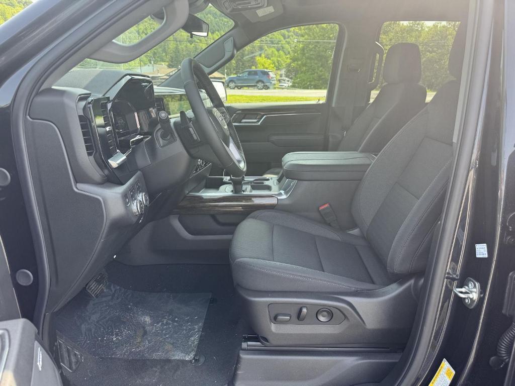 new 2025 GMC Sierra 1500 car, priced at $63,445