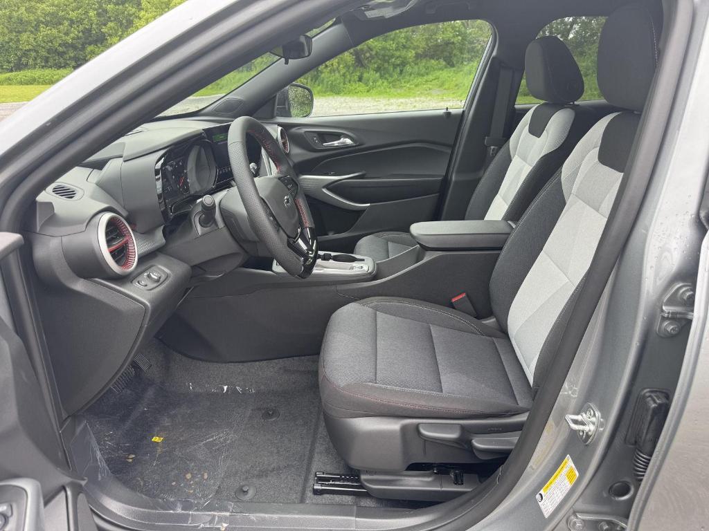 new 2025 Chevrolet Trax car, priced at $23,895