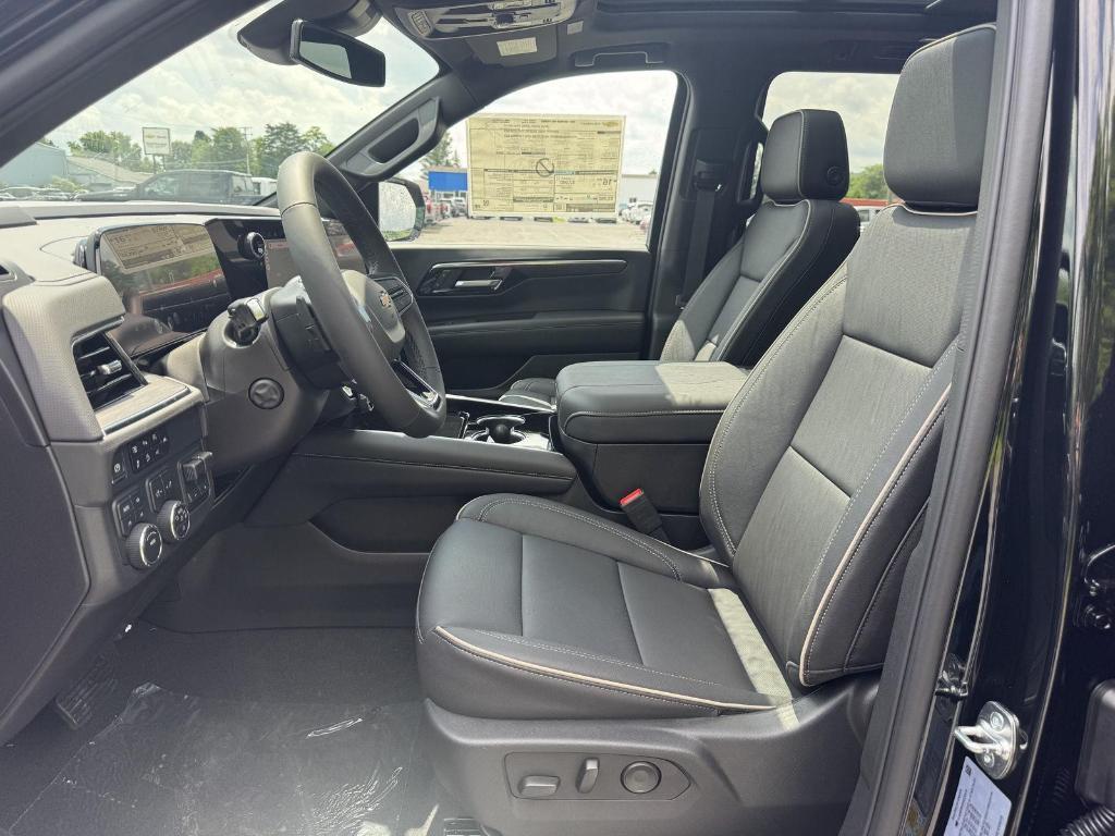 new 2025 Chevrolet Suburban car, priced at $83,885
