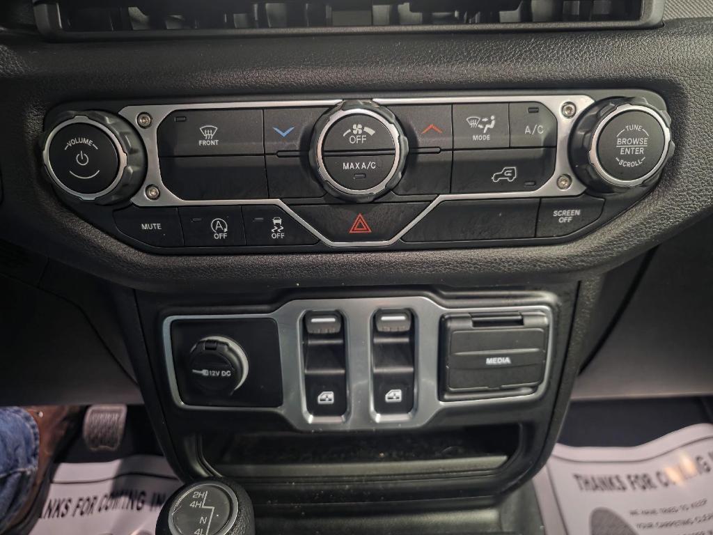 used 2025 Jeep Wrangler car, priced at $30,900