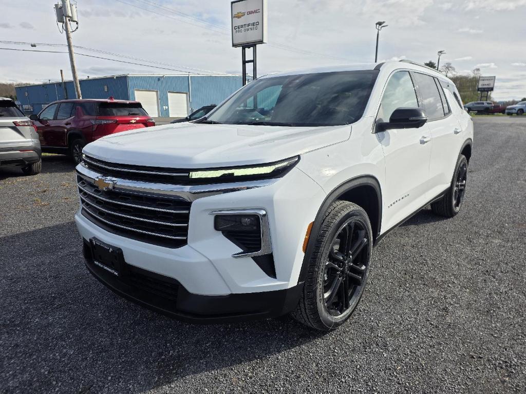 new 2026 Chevrolet Traverse car, priced at $51,694
