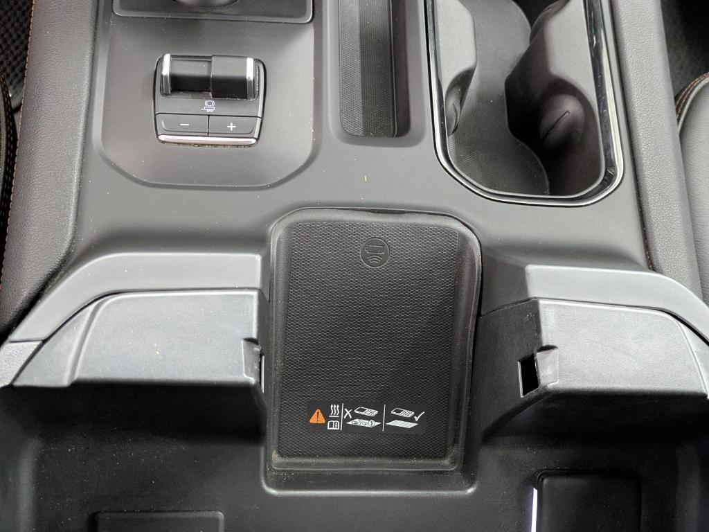 used 2022 GMC Sierra 1500 car, priced at $48,100