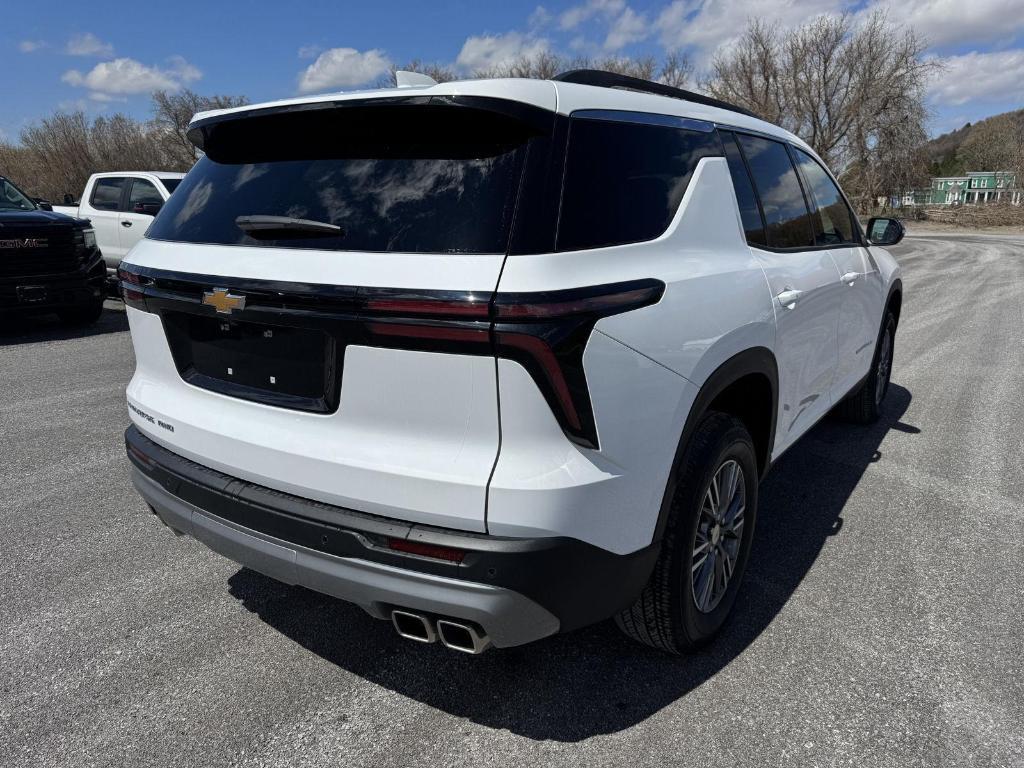 new 2025 Chevrolet Traverse car, priced at $44,195