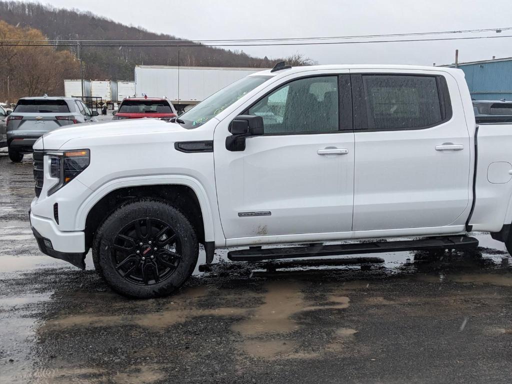 new 2024 GMC Sierra 1500 car, priced at $51,235