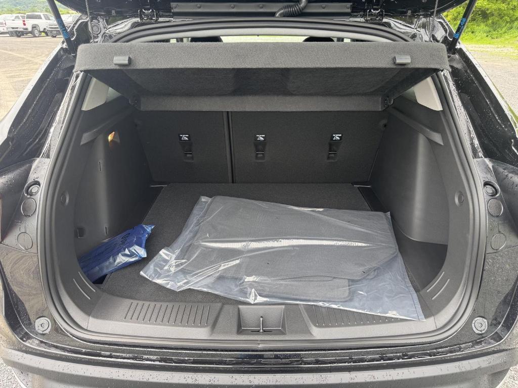 new 2025 Chevrolet Trax car, priced at $25,585