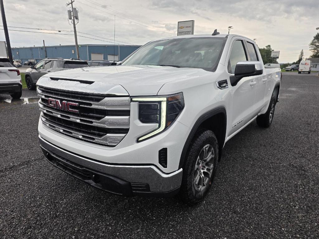 new 2026 GMC Sierra 1500 car, priced at $53,139