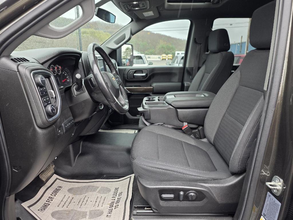 used 2022 Chevrolet Silverado 2500 car, priced at $44,900