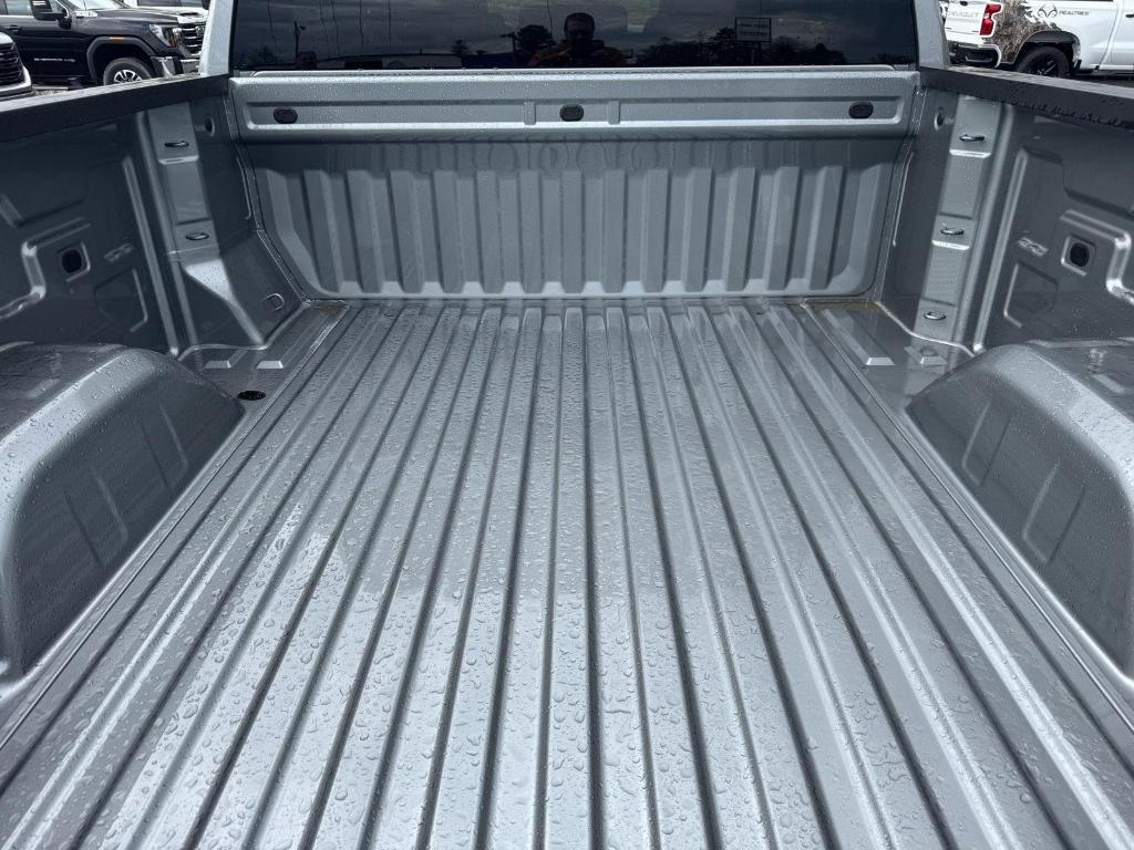new 2025 GMC Sierra 1500 car, priced at $46,280