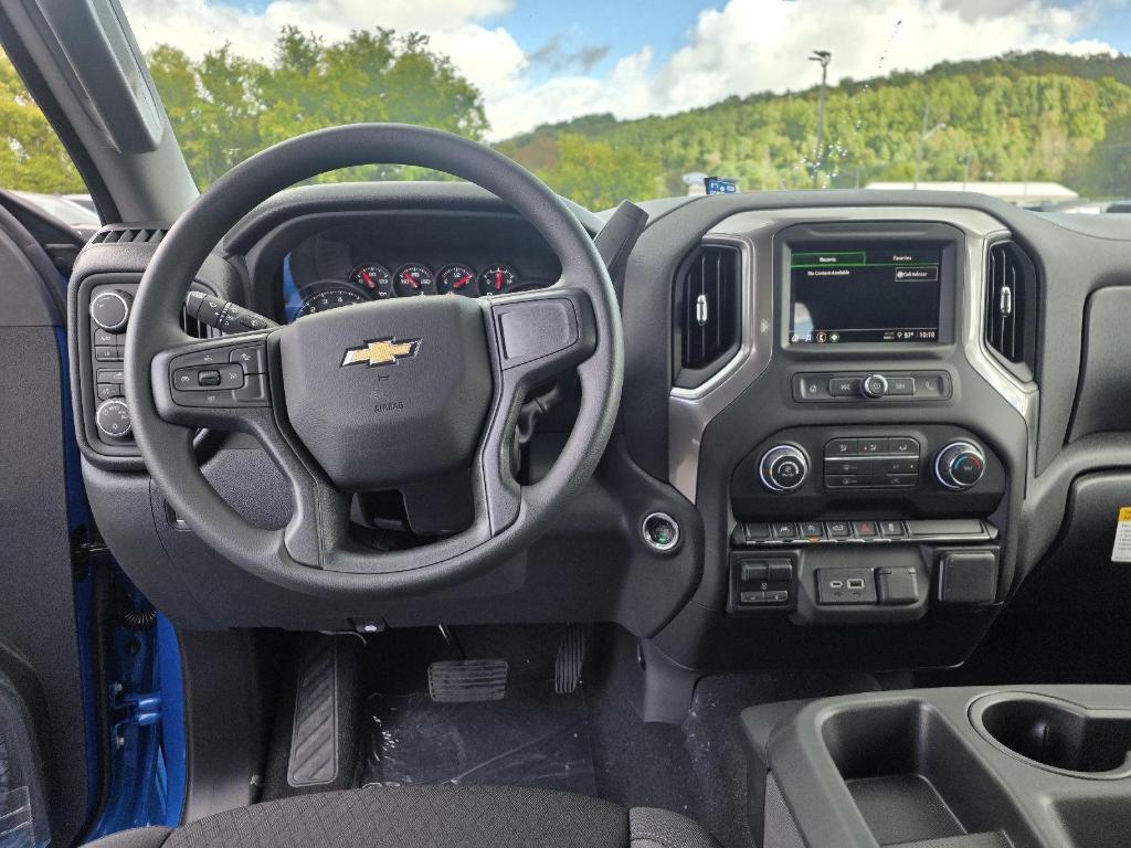 new 2025 Chevrolet Silverado 1500 car, priced at $45,550