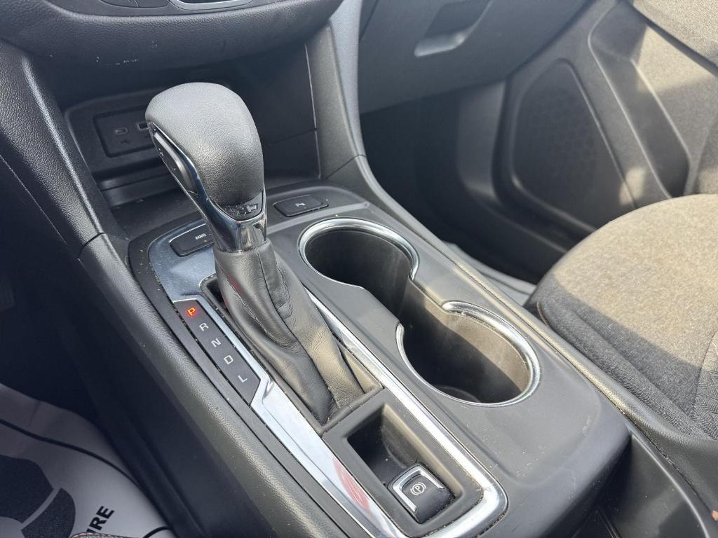 used 2022 Chevrolet Equinox car, priced at $21,890