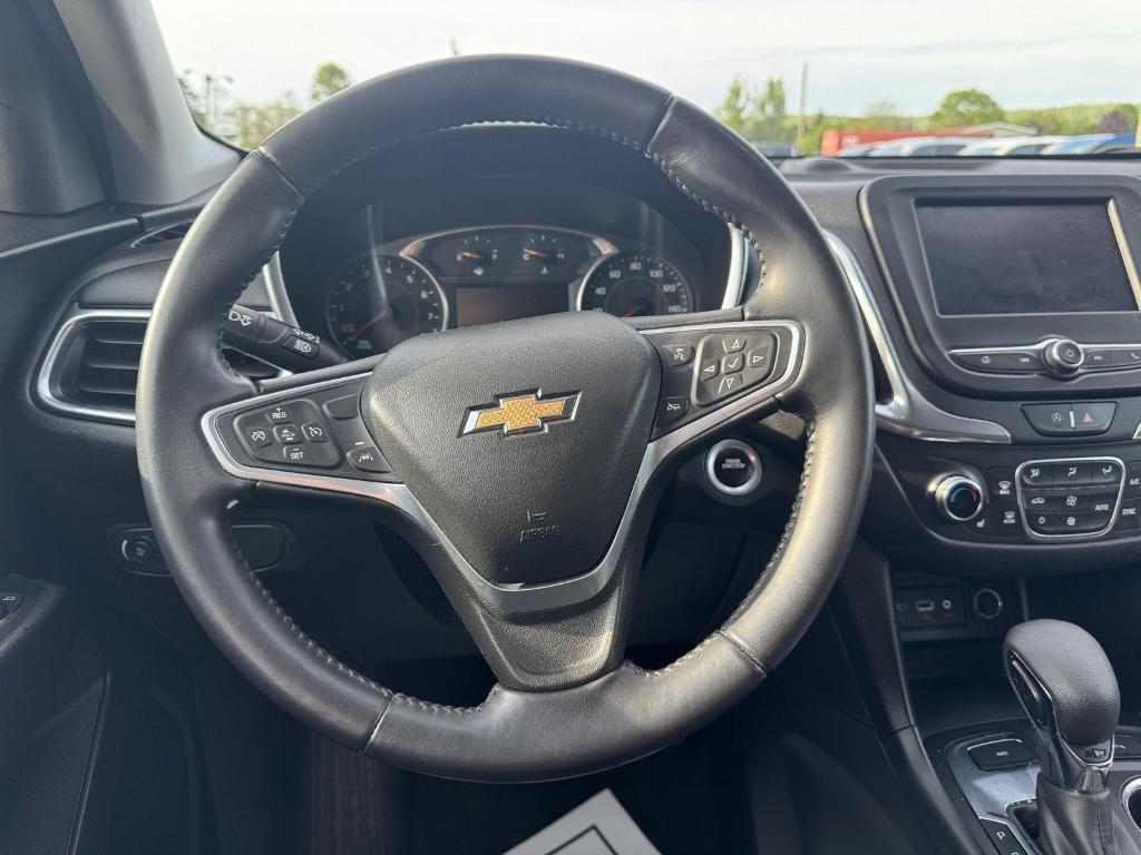 used 2022 Chevrolet Equinox car, priced at $21,890