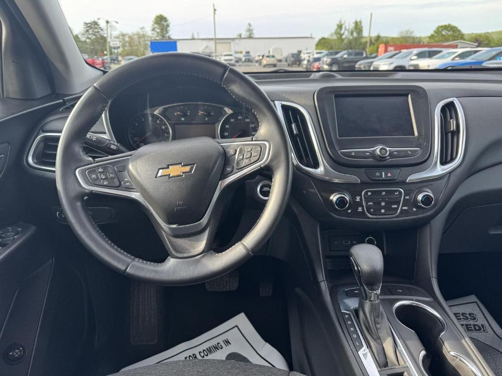 used 2022 Chevrolet Equinox car, priced at $21,890