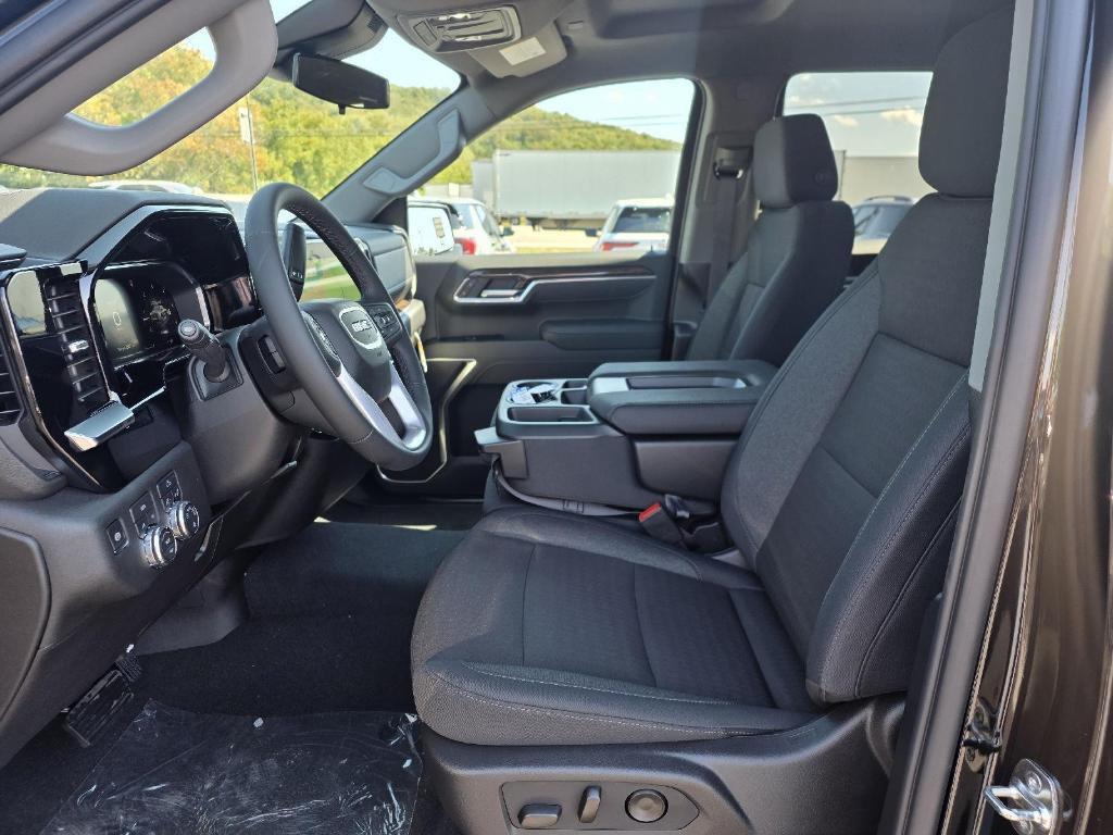 new 2026 GMC Sierra 1500 car, priced at $56,034