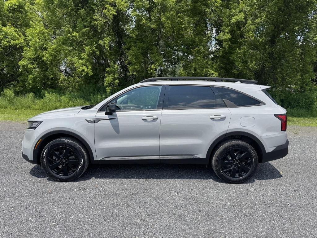 used 2022 Kia Sorento car, priced at $28,429