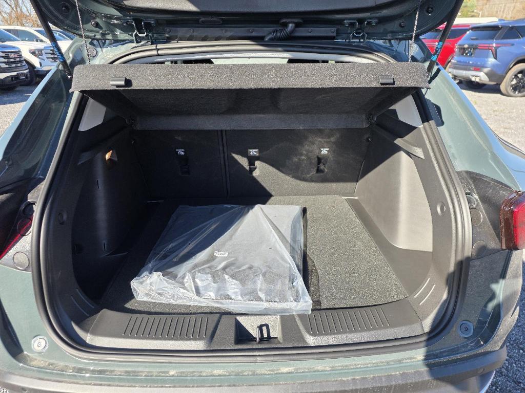 new 2026 Chevrolet Trax car, priced at $25,885