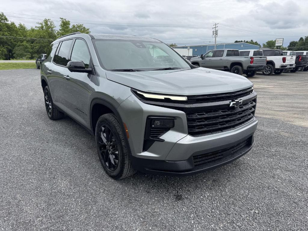 new 2025 Chevrolet Traverse car, priced at $47,330