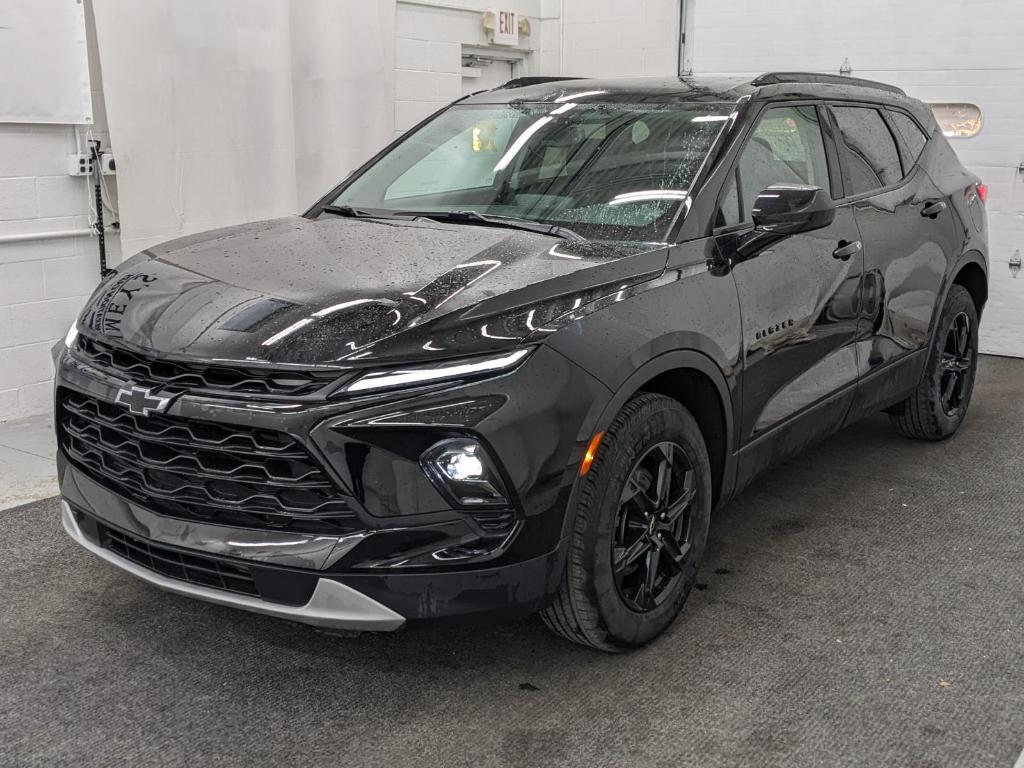 used 2024 Chevrolet Blazer car, priced at $33,900