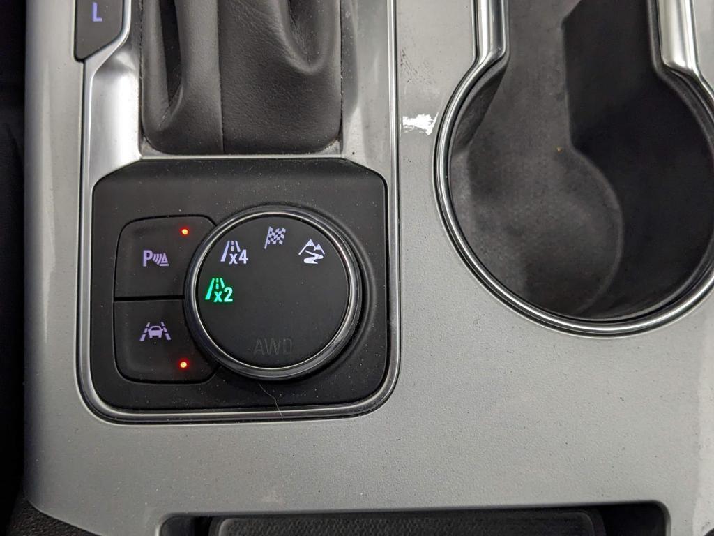 used 2024 Chevrolet Blazer car, priced at $33,900