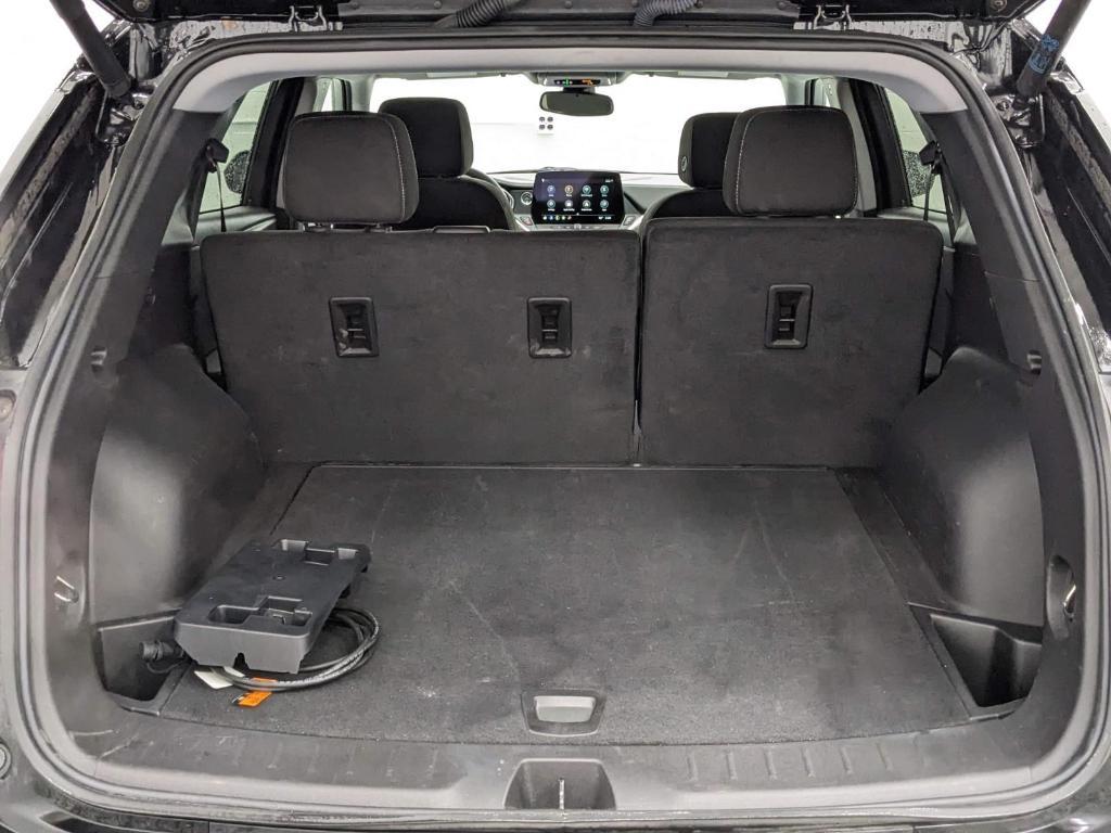 used 2024 Chevrolet Blazer car, priced at $33,900