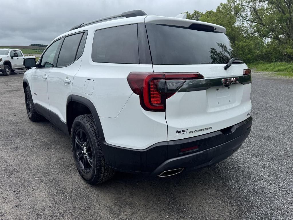 used 2022 GMC Acadia car, priced at $31,900