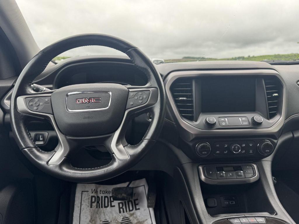 used 2022 GMC Acadia car, priced at $31,900
