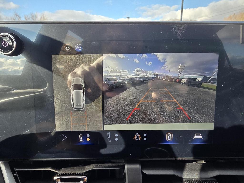 new 2026 Chevrolet Equinox car, priced at $36,089