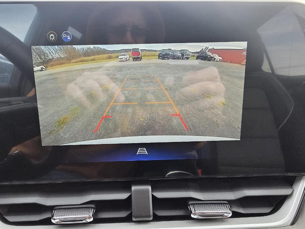 new 2026 Chevrolet Equinox car, priced at $35,409