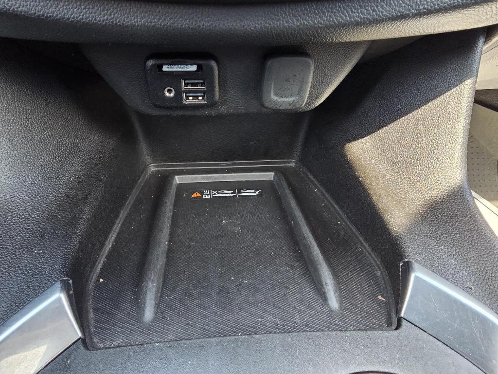 used 2023 Chevrolet Traverse car, priced at $39,900