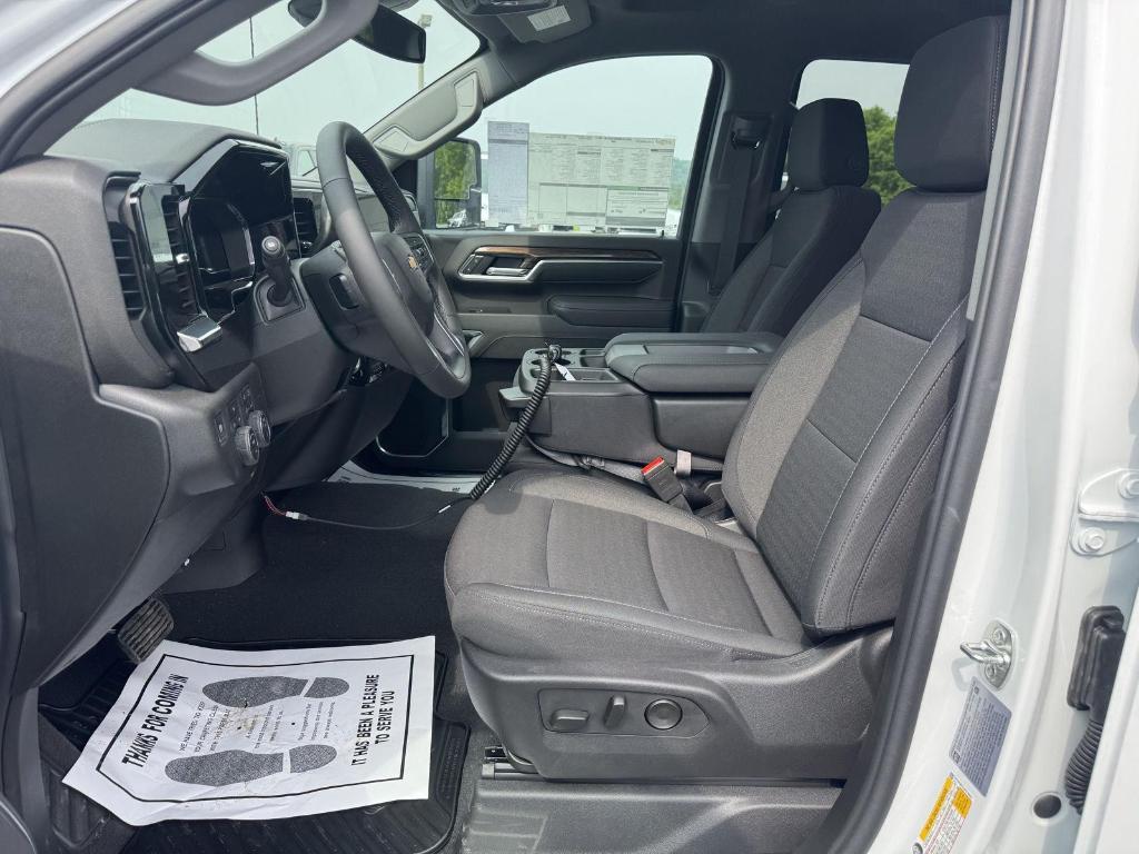 new 2025 Chevrolet Silverado 2500 car, priced at $68,565