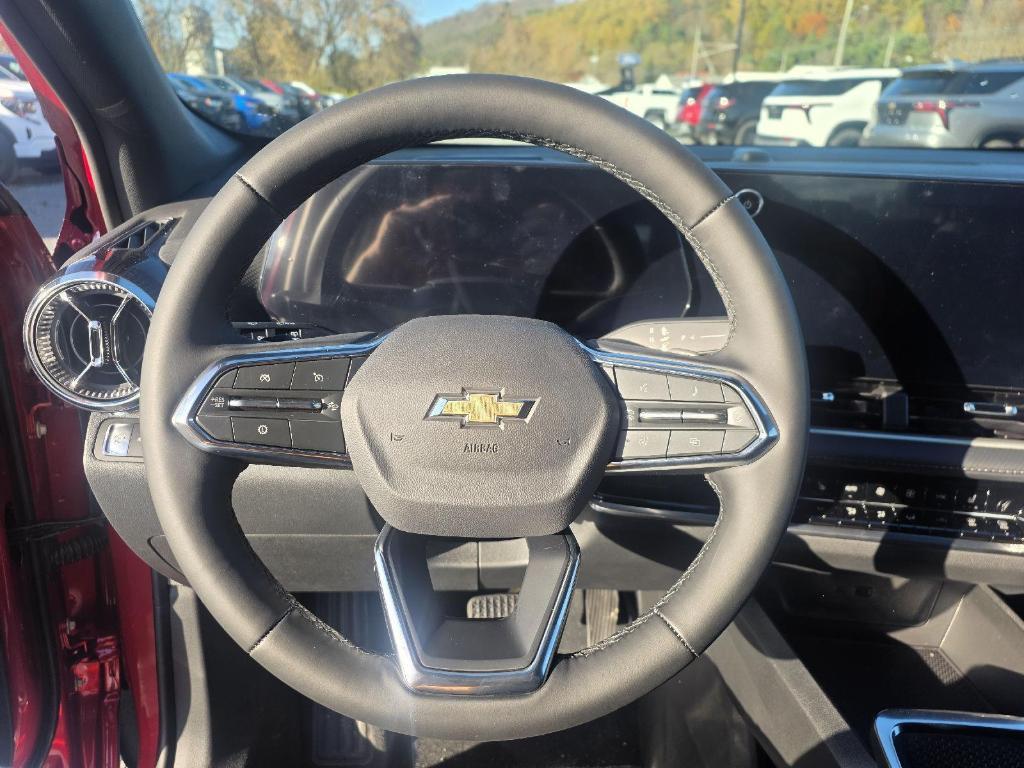 new 2026 Chevrolet Equinox car, priced at $35,639