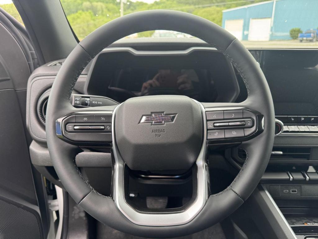 new 2025 Chevrolet Colorado car, priced at $45,020