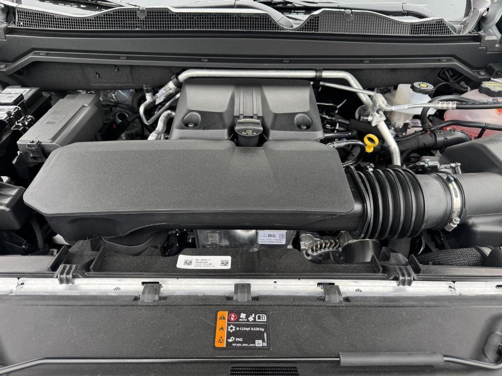 new 2025 Chevrolet Colorado car, priced at $45,020
