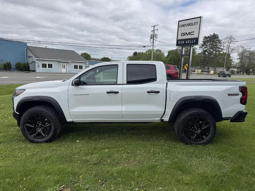 new 2025 Chevrolet Colorado car, priced at $45,020