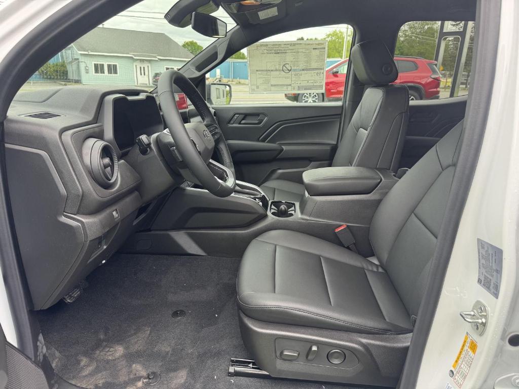 new 2025 Chevrolet Colorado car, priced at $45,020