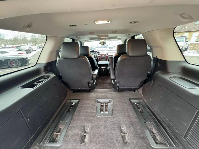 used 2011 Cadillac Escalade car, priced at $9,495