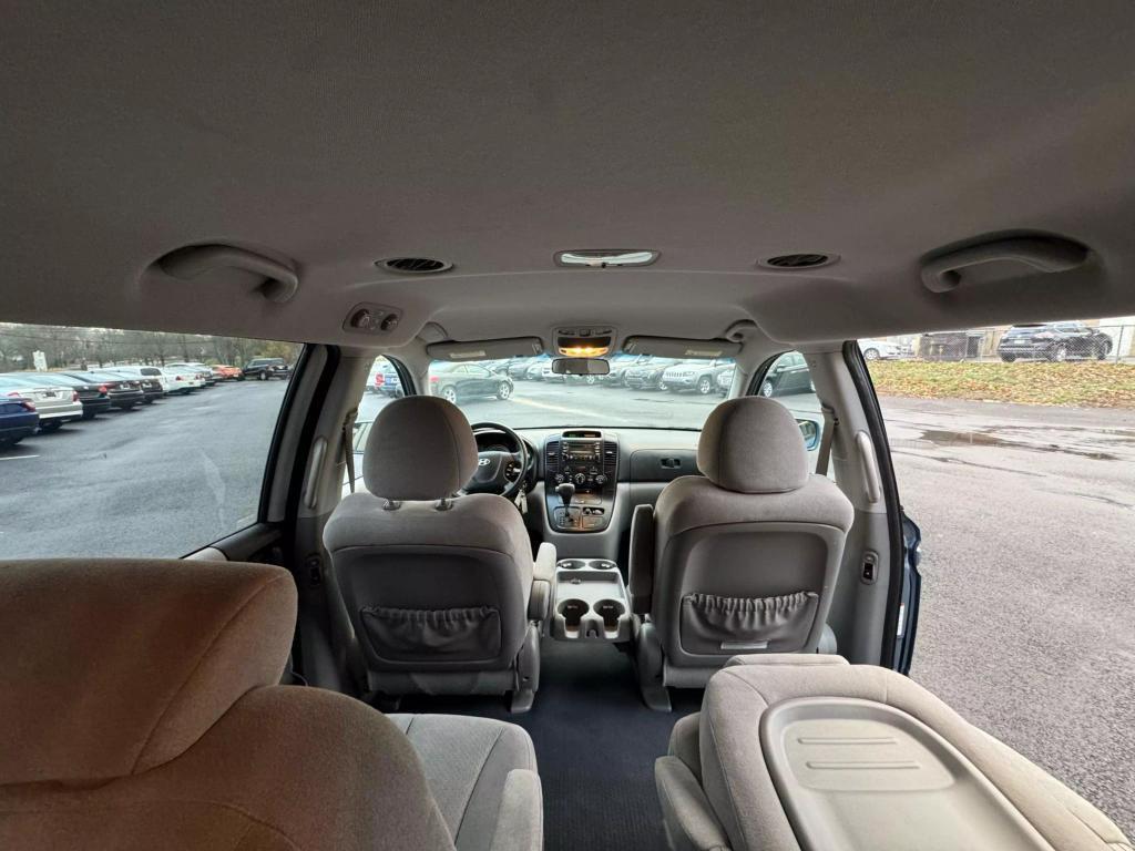 used 2008 Hyundai Entourage car, priced at $3,995