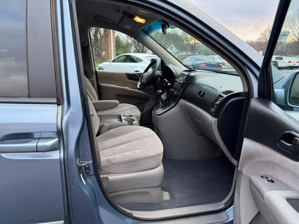 used 2008 Hyundai Entourage car, priced at $3,995
