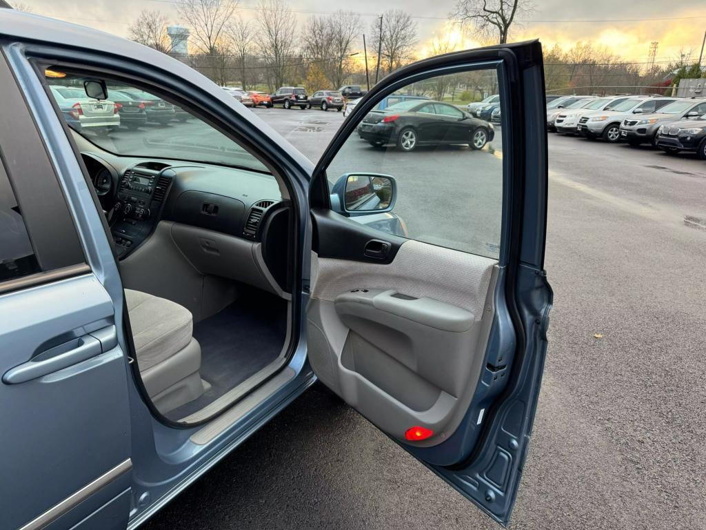 used 2008 Hyundai Entourage car, priced at $3,995