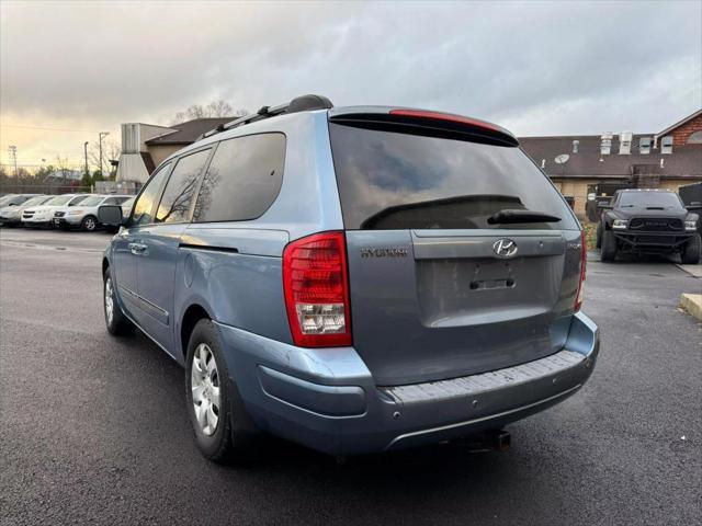 used 2008 Hyundai Entourage car, priced at $4,995