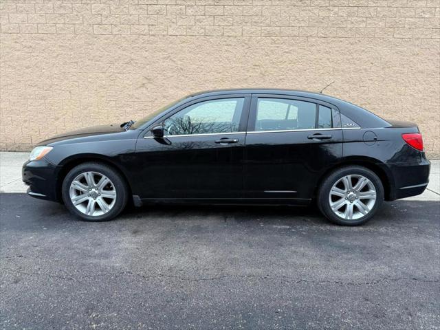 used 2011 Chrysler 200 car, priced at $4,995