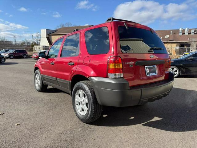 used 2005 Ford Escape car, priced at $3,995