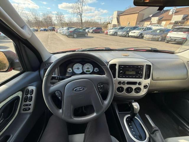 used 2005 Ford Escape car, priced at $3,995