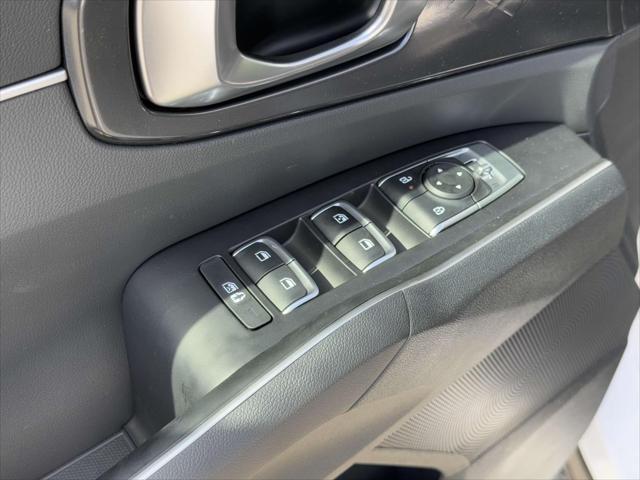 new 2025 Kia Sorento car, priced at $40,000