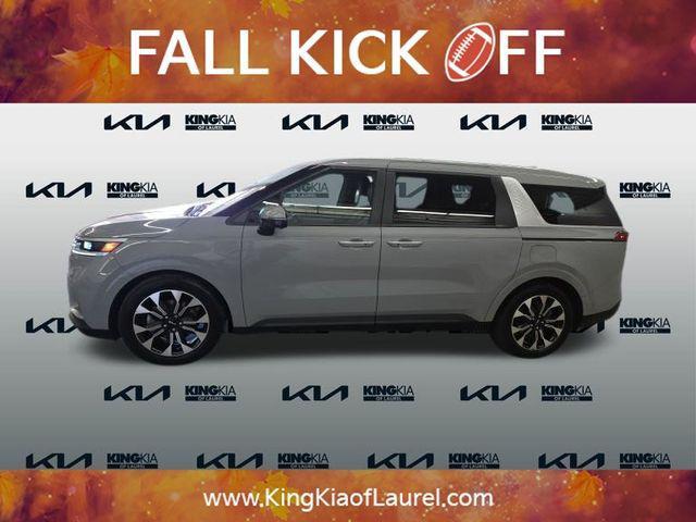 used 2022 Kia Carnival car, priced at $27,500